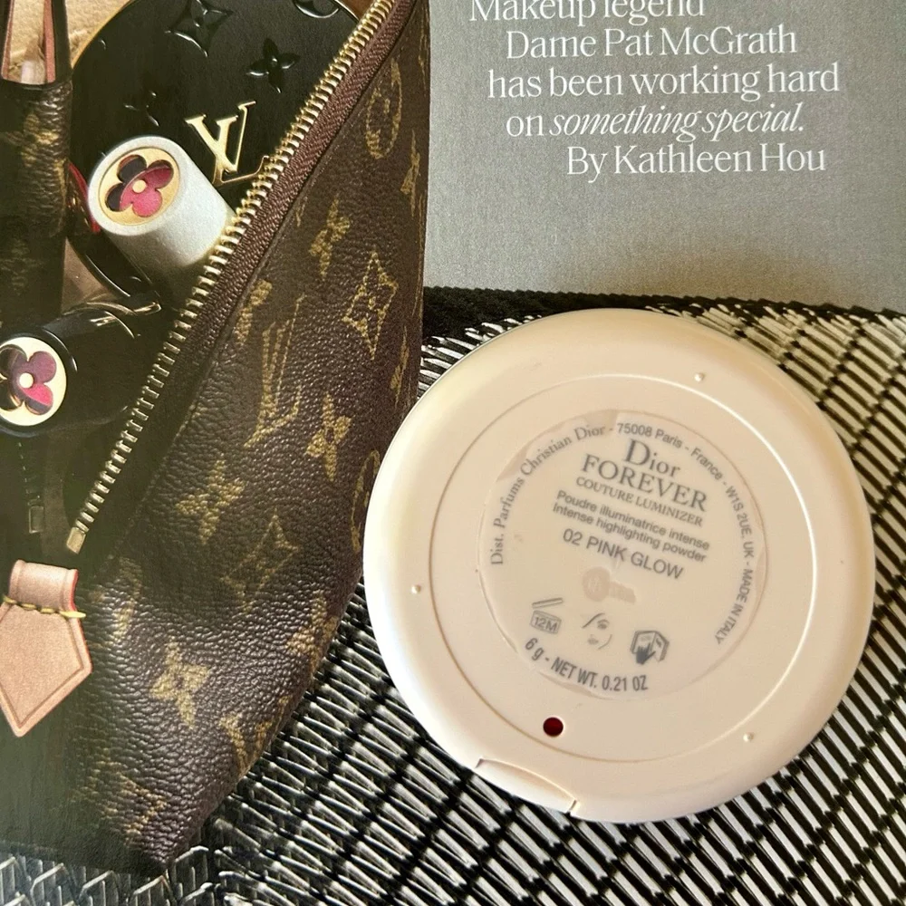 Dior Forever Couture Luminizer 02 Pink Glow